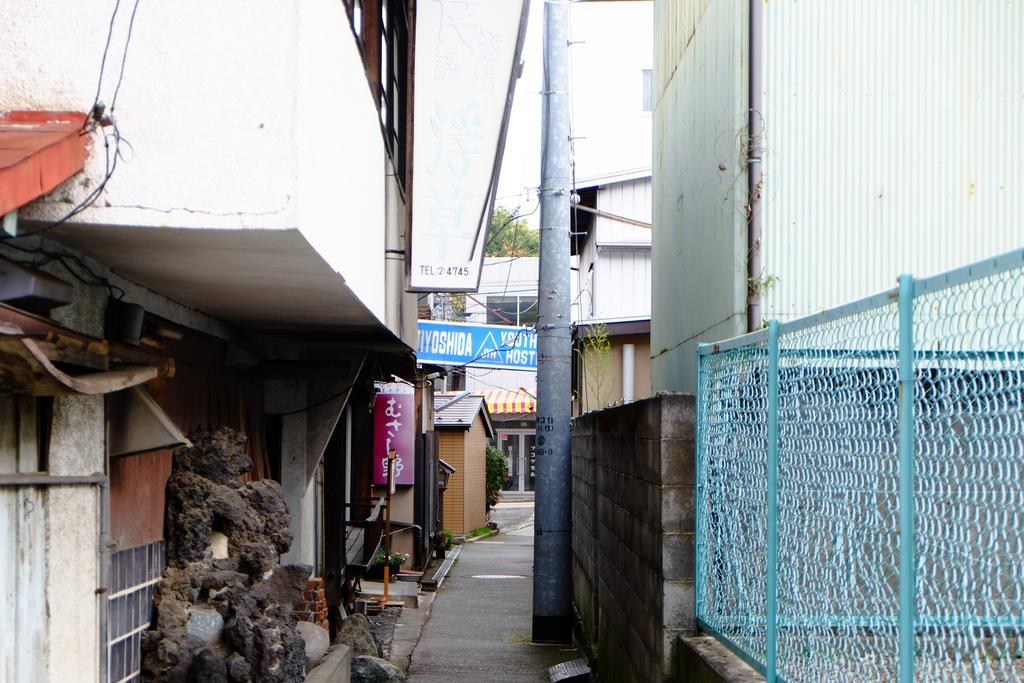 Fujiyoshida Youth Hostel Exterior photo